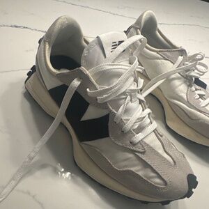 Womens New Balance 327 Athletic Shoe - Moonbeam / Black